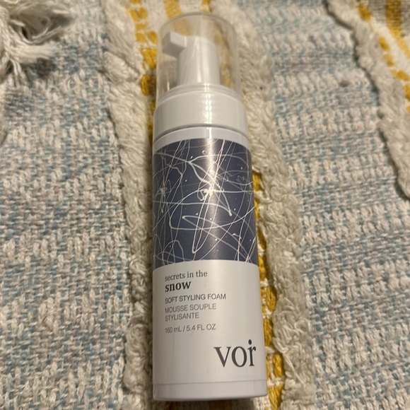 Vor Secrets in the Snow Soft Styling Foam Non-Aerosol Mousse Velvety Formula New - Picture 3 of 4